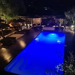 Alojamento de Acomodação e Pequeno-almoço D'hôte Casa Maredda