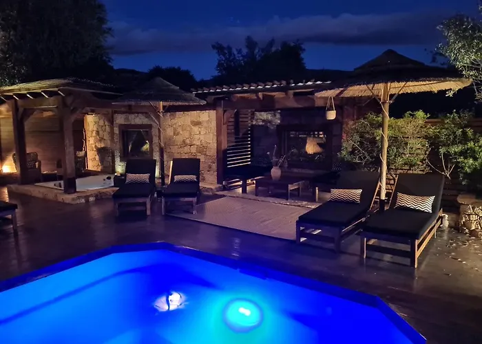 לינה וארוחת בוקר D'hote Casa Maredda 4*