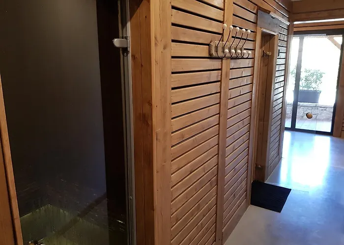 לינה וארוחת בוקר D'hote Casa Maredda פורטיסיו